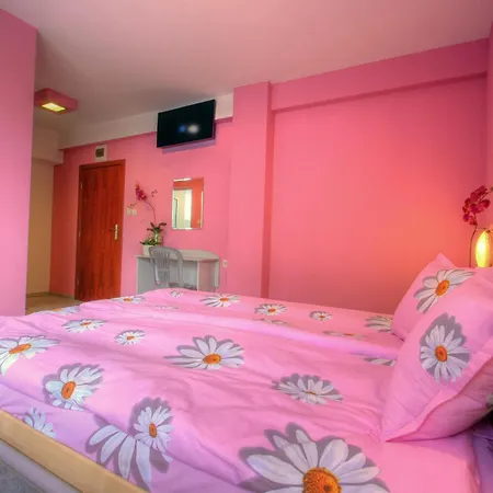 Family Mania Hotel