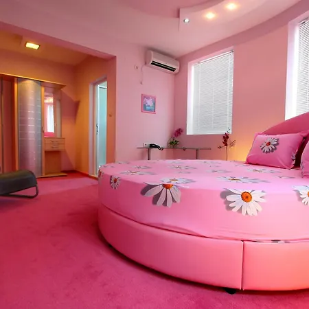 Family Mania Hotel 3*