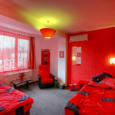 Family Mania Hotel 3*