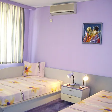 Family Mania Hotel